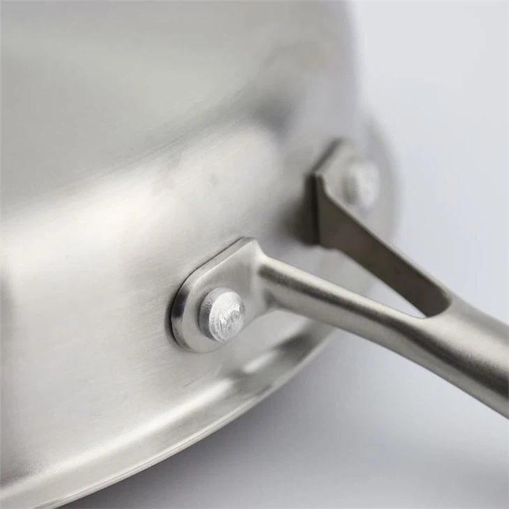 TRI-PLY STAINLESS STEEL SAUTE PAN